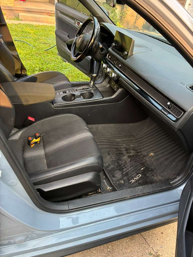 Vehicle interior before detailing